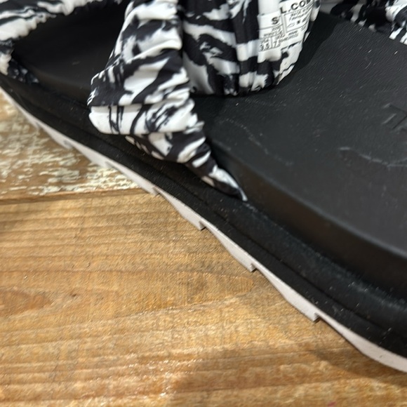 Sorel Roaming Two Strap Slide Sandals Size 9.5 - Picture 7 of 7